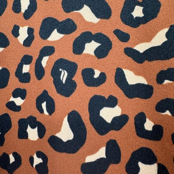 Fabletics Powerhold 1X 2X Leggings Ankle Length Women's Size Medium Leopard - Picture 3 of 10